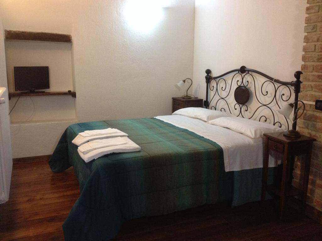 La Casa Dell'arco Holiday home *